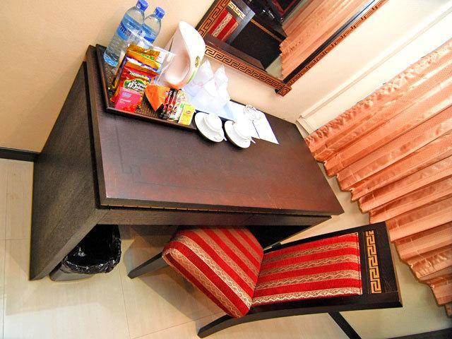 Lucky Palace Hotel Bangkok Room photo